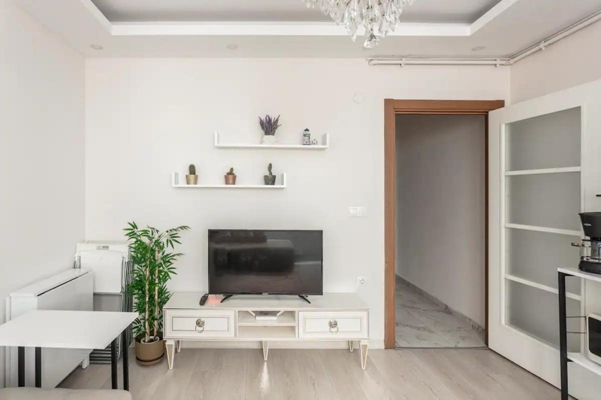 Istanbul'Un Merkezinde Cevahir Avm Karsisi 1+1 Yeni Ev Kültér fotó